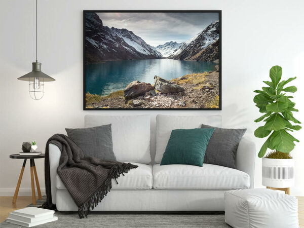 tablou laguna dintre munti